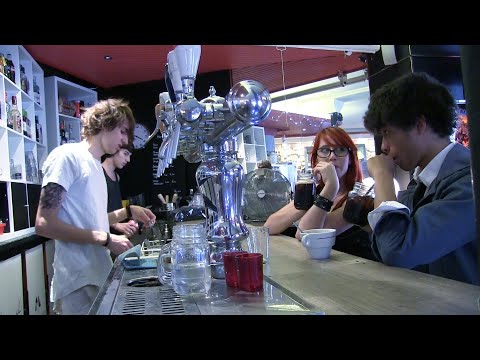 APPARENCES # 2.0 "Le BAR" (musique de VINCENT VINEL)