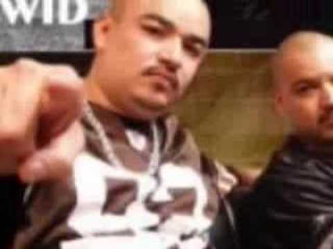 Akwid Y Banda Machos-Esta Cobardia And No Ay Manera