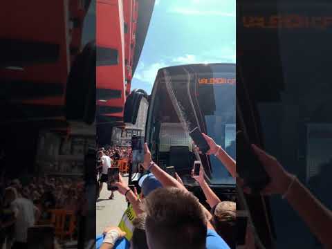 Valencia CF Bus arriving at Mestalla