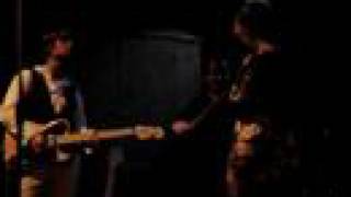 Room Eleven - I Wanna Be Your Guitar (live @ Tivoli)