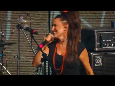 Los Pericos feat Malena D'Alessio