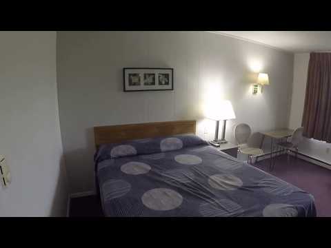 Rodeway Inn - Waterford, CT - Queen Room 211