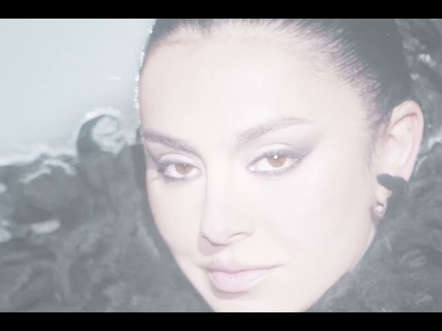 Ss26 von Charli Xcx ((jetzt ansehen))