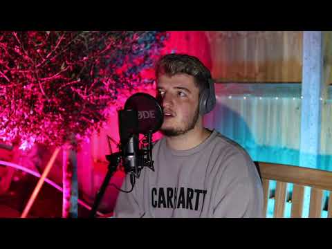 Lewis Capaldi - Bruises (Acoustic Cover by Loamm)