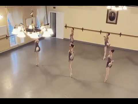 Italian Fouettés - Vaganova Ballet Academy