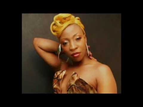 LISA HYPER  DISSED BY FORMER 21 BAD GAL MEMBER MARIJUANA AKA NARDA BIGGS (DEC 2012)