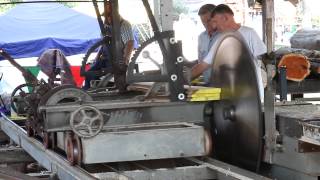 preview picture of video 'Tractor powered saw mill at the 2012 Wilson County Fair, Lebanon, TN'