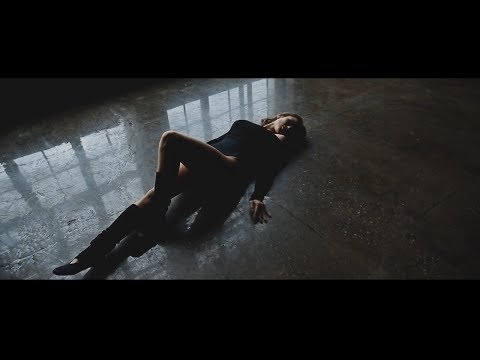 Arno Skali & Kriss Norman - Poison (Official Video) (Future House Mix) [Blanco Y Negro/NSM]