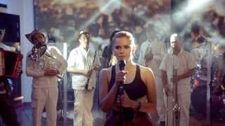 Porro Bonito Lyrics English Translation