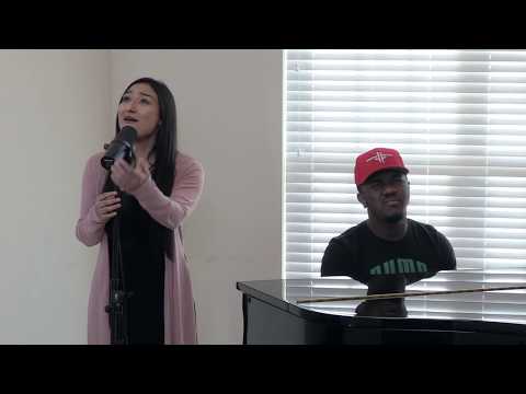 Por Quien Eres Tu // Al Estar En La Presencia - Sonia Fernandez Cover