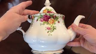 Royal Albert old country roses teapot Collection