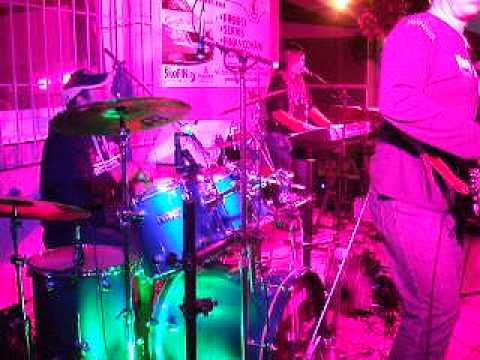 Arest, Peha - Den mezi nedelou a pondelkom