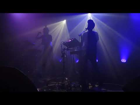 DUSK TOTEM - LOVE "LIVE AU CHABADA"