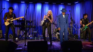 Mindi Abair & The Boneshakers - Pretty Good For A Girl - 09/14/2017