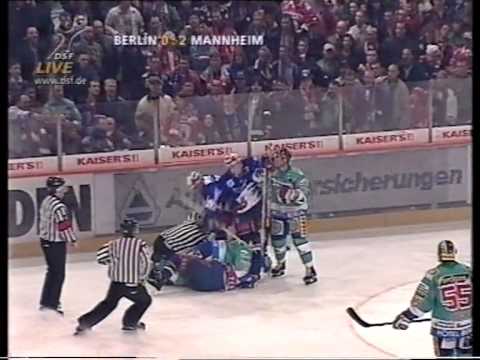 DEL 97-98 F1 Berlin - Mannheim 0-2 Teil 2