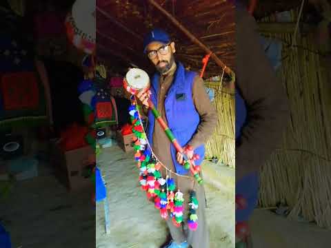 Street singer punjab Pakistan playing tumba(guitar) #streetsingerpakistan