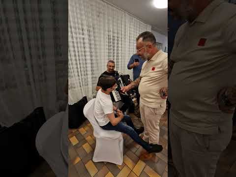 FLORIN DLB feat maestrul la acordeon DANIEL RISTA - program special de doine 100% LIVE