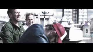 Plötzlich Hält Die Welt An Lyrics English Translation