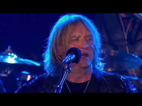 Videoclip de We Belong (Live) — Def Leppard
