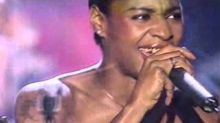 BRIT AWARDS 2001 SONIQUE