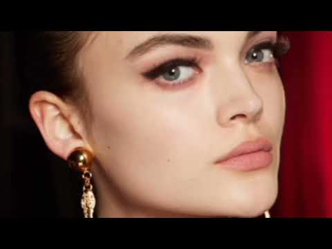 Shayna McNeill Moschino FW 2022 2023 Milan Fashion Week