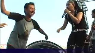 Download lagu Ratna Antika - Watu Cilik - MONATA Live - Penonton Tawuran mp3