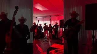 Dos Botellas de mescal en vivo  {Jasmin avalos la Dama del corrido}