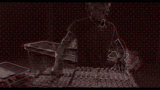 richie-hawtin-close-live-how-i-play