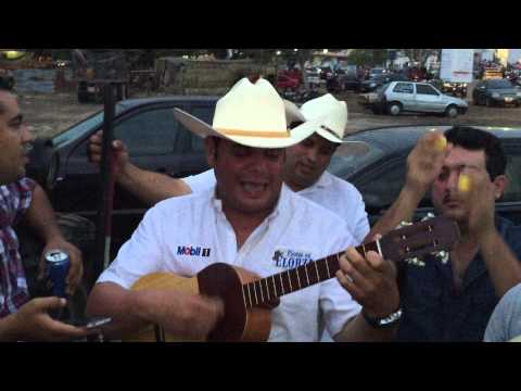 VARIADAS, JESUS MARTINEZ, SIMON BLANQUEZ.