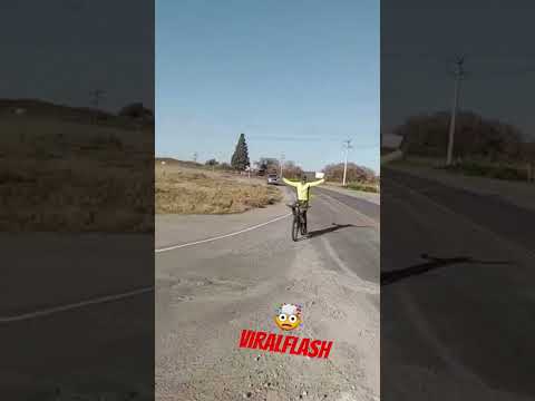 Juancito #Juan #juancito #bici #caída #córdoba #rioprimero #carrera #amigos #video #frenos #risas