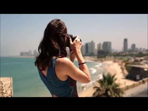 Alec R. Costandinos - Americana lyrics