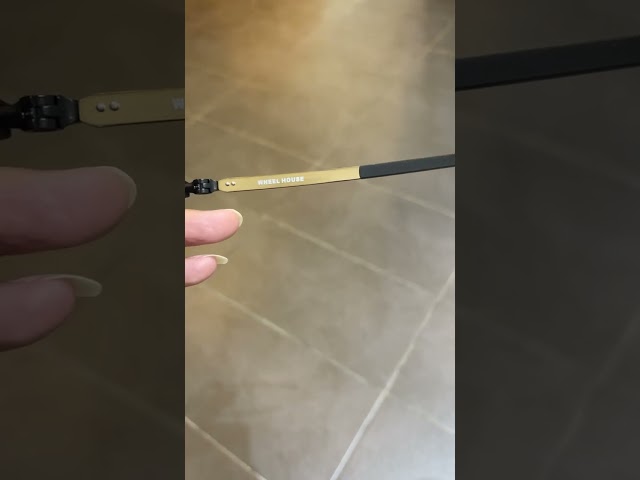 Vídeo relacionado con ThunderClap Earsocks - Gafas de sol de repuesto para Oakley Wheel House, Azul oscuro, Wheel House
