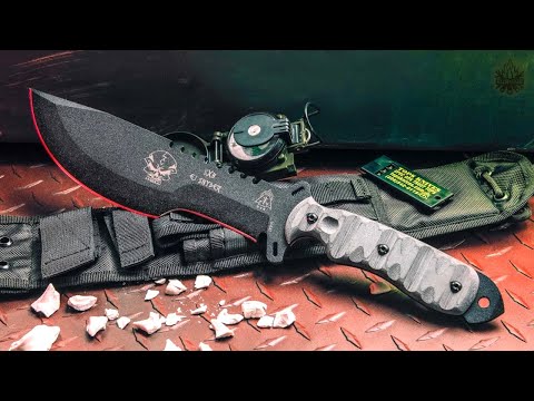 TOP 22 ULTIMATE SURVIVAL KNIVES OF 2025!