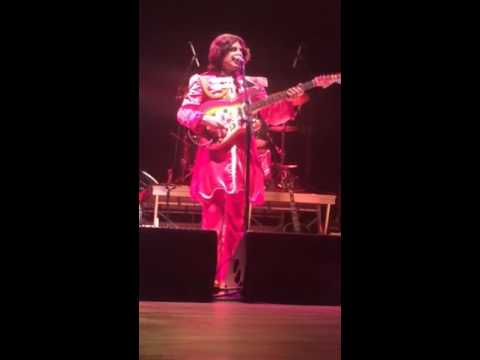 Zoom Beatles - Sgt Peppers