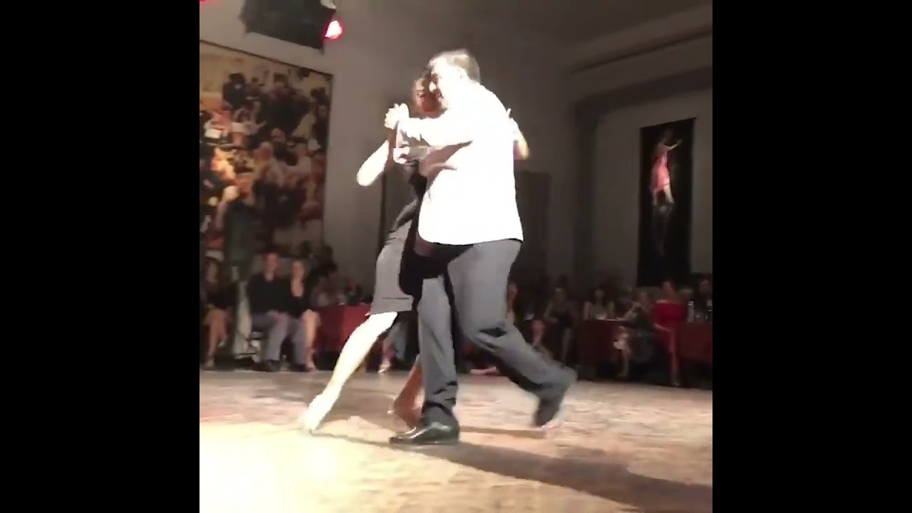 Julio Balmaceda & Virginia Vasconi bailan "Que te importa que te llore", recuerdo del Maestro Julio💓