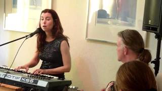 Close to You By Simone Schweizer @ Livingroom GIG