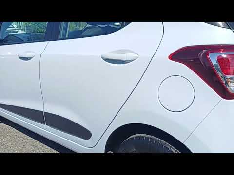 Hyundai i10 Delux 1.0 Petrol 5dr - Image 2