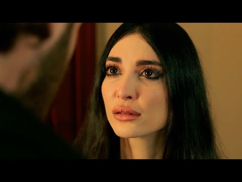 Fikret le hace una importante pregunta a Müjgan: "¿Me aceptarías tal y como soy?"