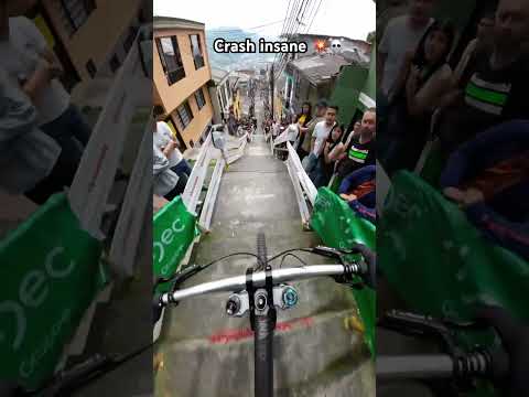 Very hard fall in South American urban descent :(.