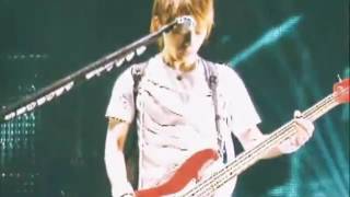 Jiyuu e no Shoutai - L Arc en Ciel (Live)