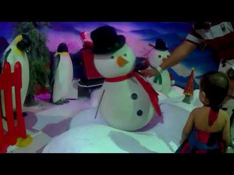 download lagu mp3 mp4 Ocean Park Christmas, download lagu Ocean Park Christmas gratis, unduh video klip Ocean Park Christmas