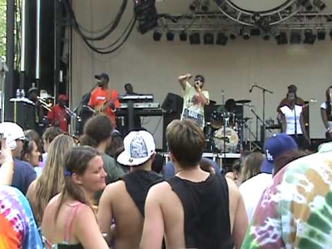 The Wailers playing I Wanna Yell at Hookahville 31