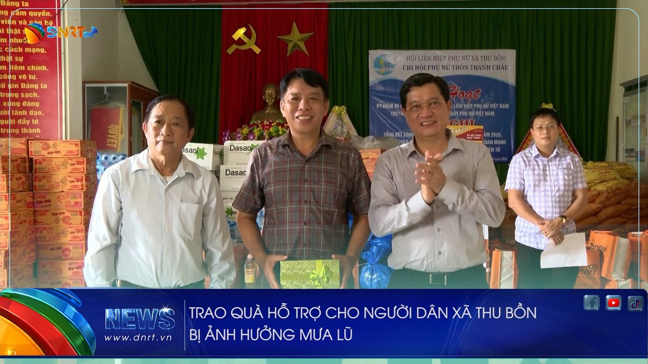 TRAO QUÀ HỖ TRỢ CHO NGƯỜI DÂN XÃ THU BỒN BỊ ẢNH HƯỞNG MƯA LŨ