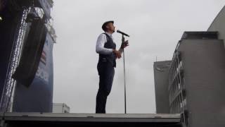 Max Mutzke " schwarz auf weiß " Kieler Woche