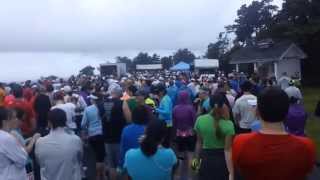 preview picture of video 'Jeff Galloway Run-Walk-Run at the Newport Marathon'