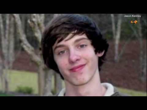 Hör Jacobs skräcksamtal till ambulansen: Mina ben är borta"