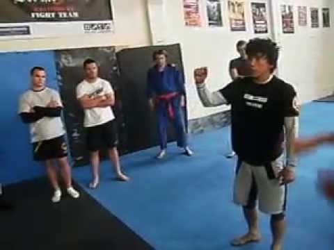 ４，打撃のタイミング　フェイントBest way to striking 3