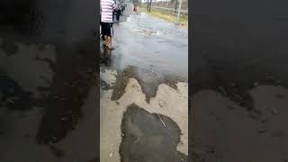 HOAX! Bukan Tanggul Lumpur Lapindo yang Jebol tapi Pipa PDAM di Jalan Raya Porong