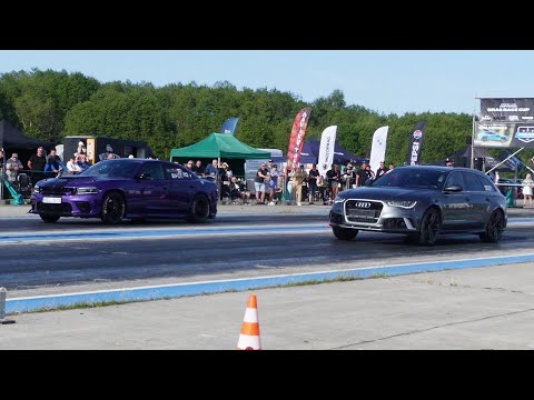 Audi RS6 C7 Quattro 4.0 TFSI vs Dodge Charger SRT Hellcat 6.2 1/4 mile drag race