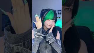メイクでつり目に変身💄